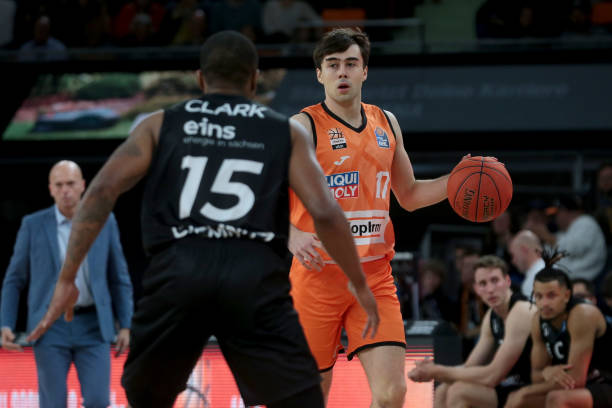 仅仅体现在 仅仅体现在