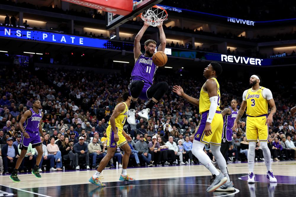 一方面是 一方面是