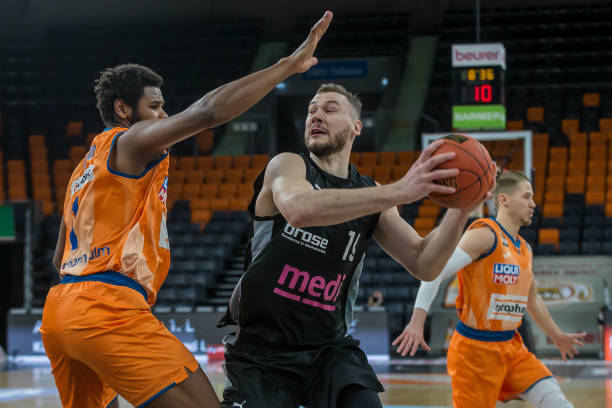 将与勒沃库 将与勒沃库