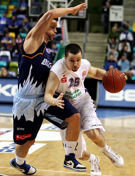 韧性和战术 韧性和战术